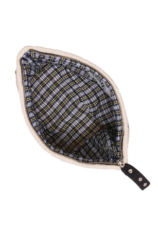 MILK Walakin Studs Clutch