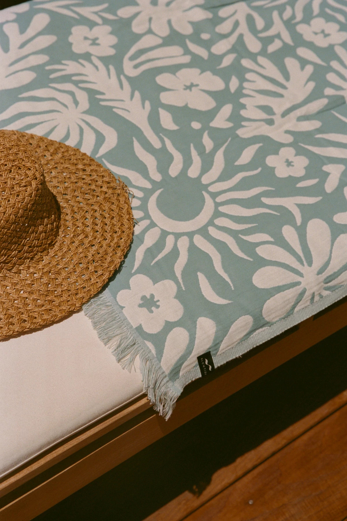 SKY BLUE Sunny Driftweave Cotton Turkish Towel image number 4