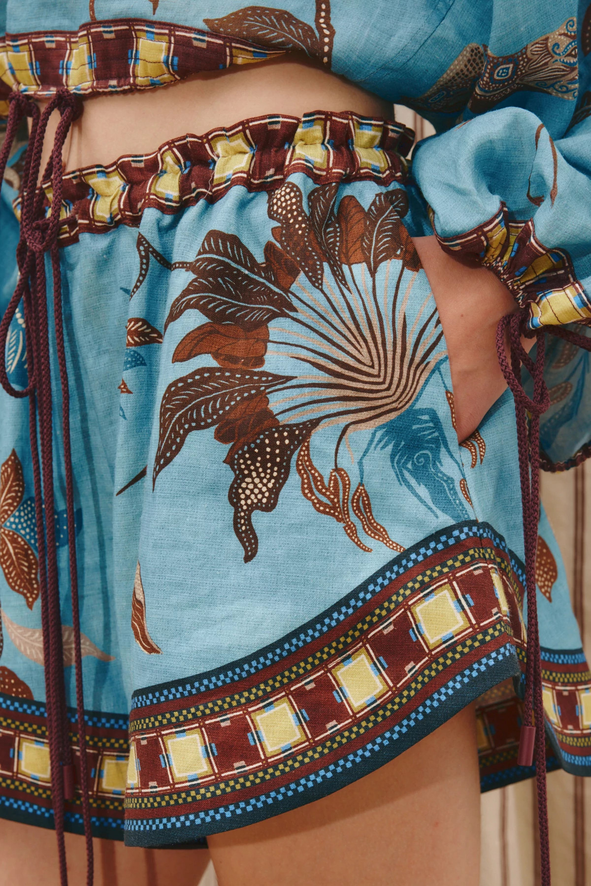 MULTI Georgia Linen Crop Top image number 6