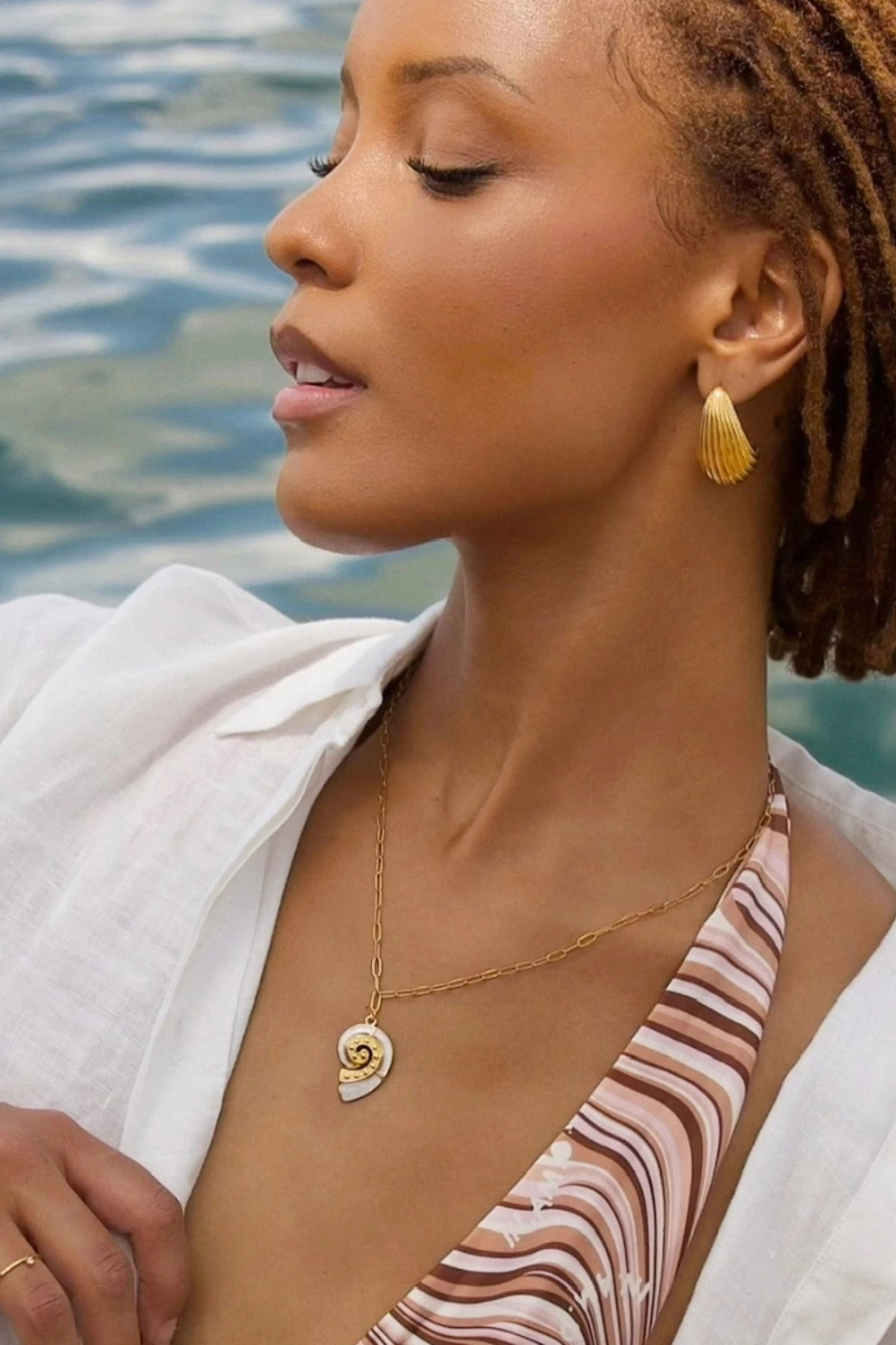 GOLD Celenia Necklace image number 2