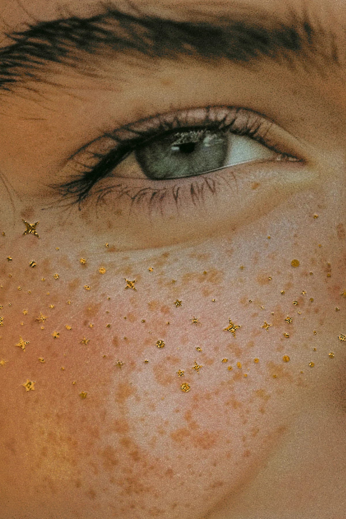 GOLD Gold Glitter Freckles Makeup Patches image number 3