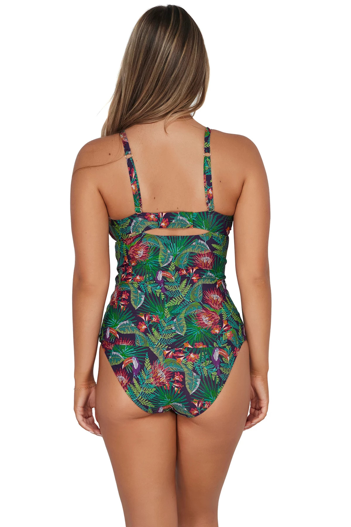 WELCOME TO RIO Serena Underwire Tankini Top (E-H Cup) image number 3