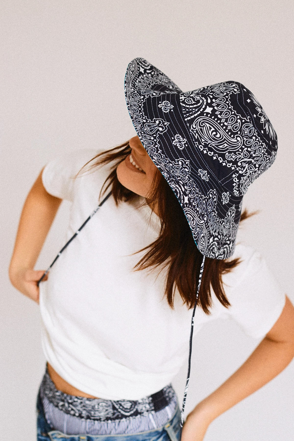 ALL BLACK Reversible Bucket Hat image number 5