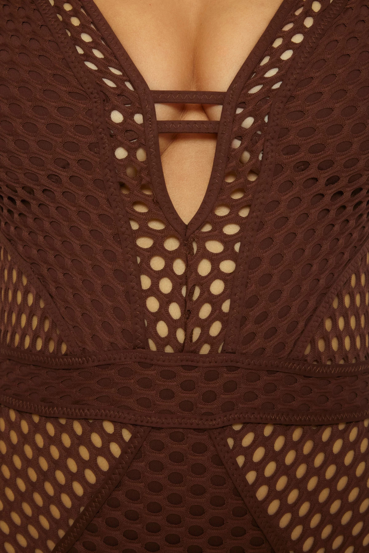 MOCHA Show & Tell Plunge One Piece Swimsuit image number 5