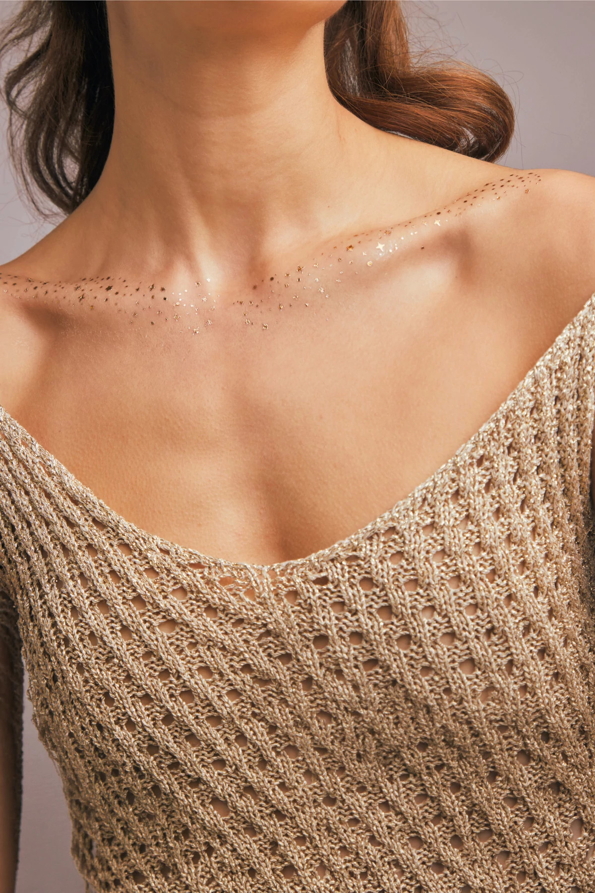 GOLD Gold Decolletage Glitter Makeup Patches image number 5