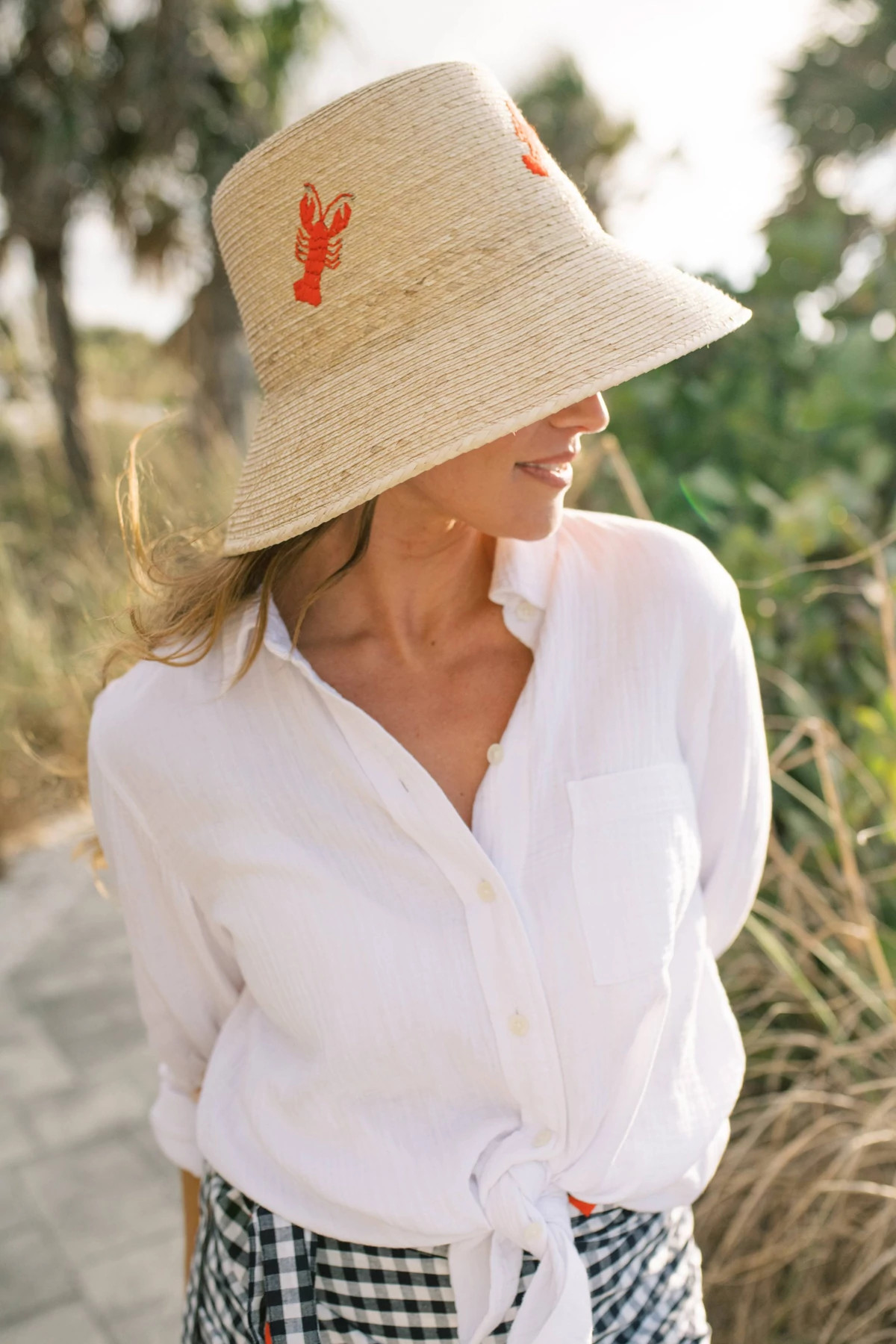 NATURAL Lobster Embroidered Straw Bucket Hat image number 2