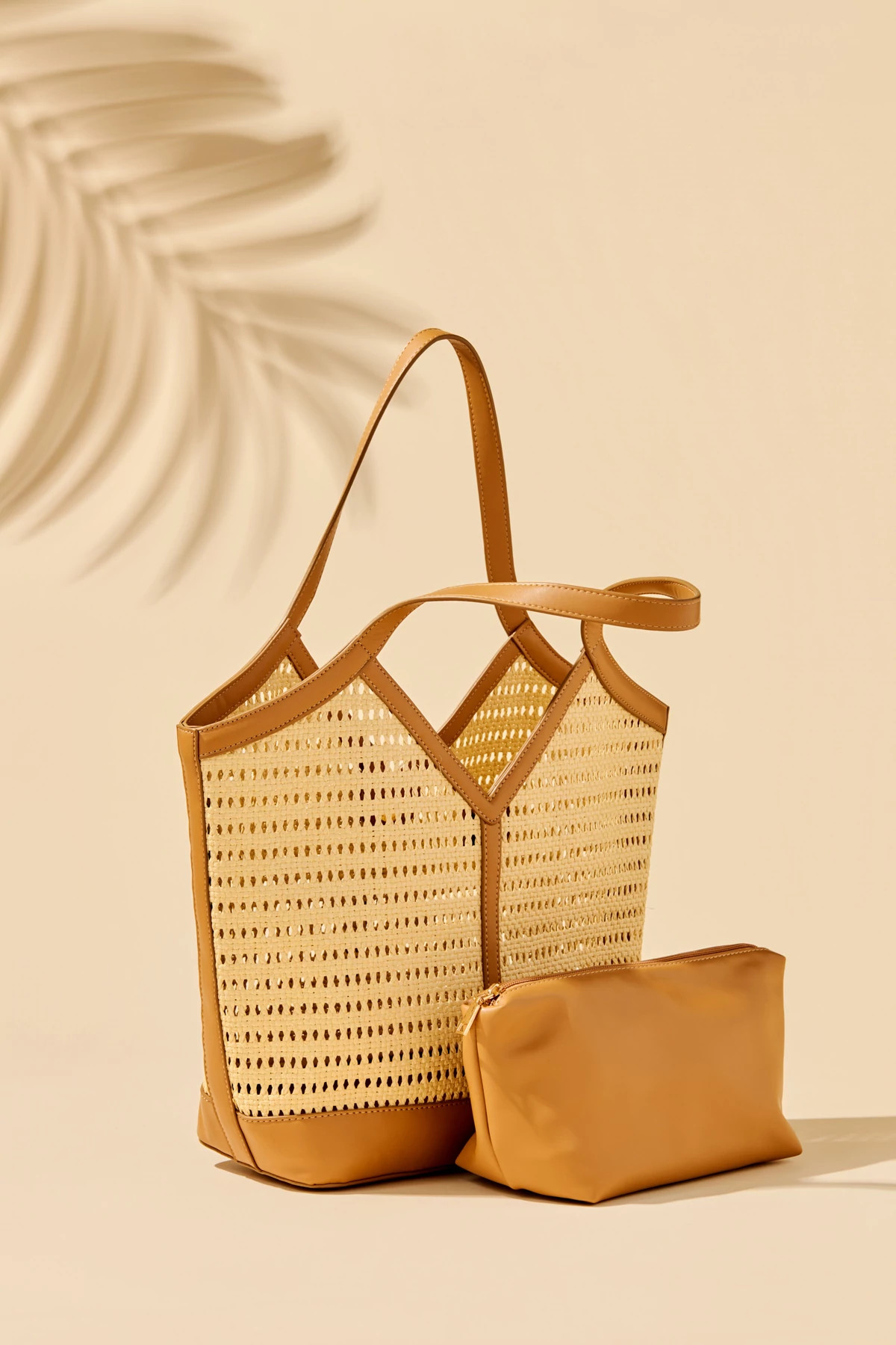 TAN Tosca Tote image number 4