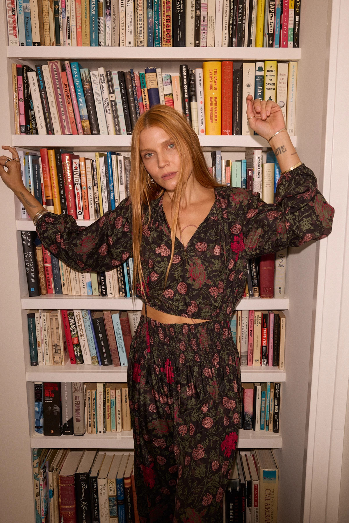 LEHUA PRINT BLACK Penny Silk Blouse image number 5