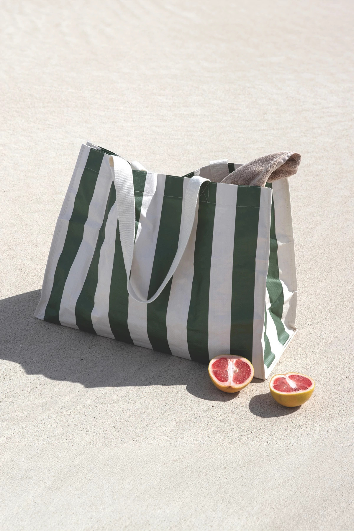 OLIVE Carryall Beach Tote image number 4