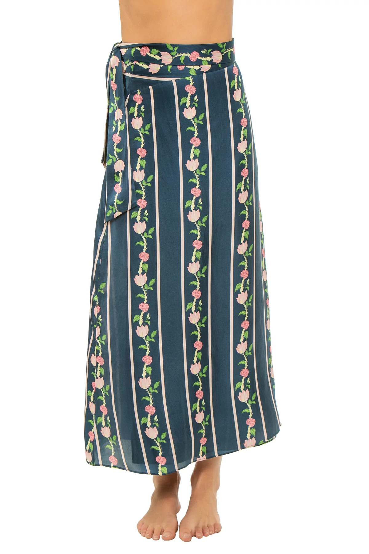 NAVY BLUE LOTUS BORDER Toran Luxe Skirt image number 1