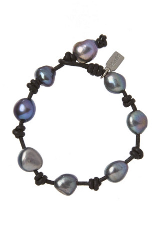 PEACOCK/BLACK Knotted Pearl Bracelet