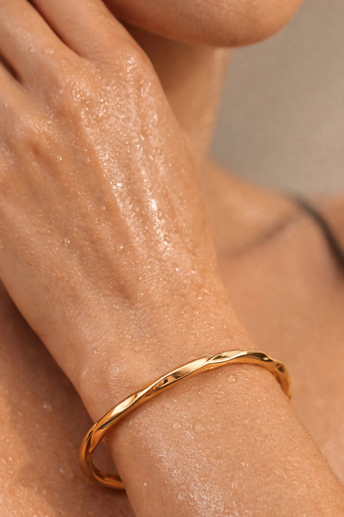 GOLD Hayes Twisted Bangle Bracelet image number 2