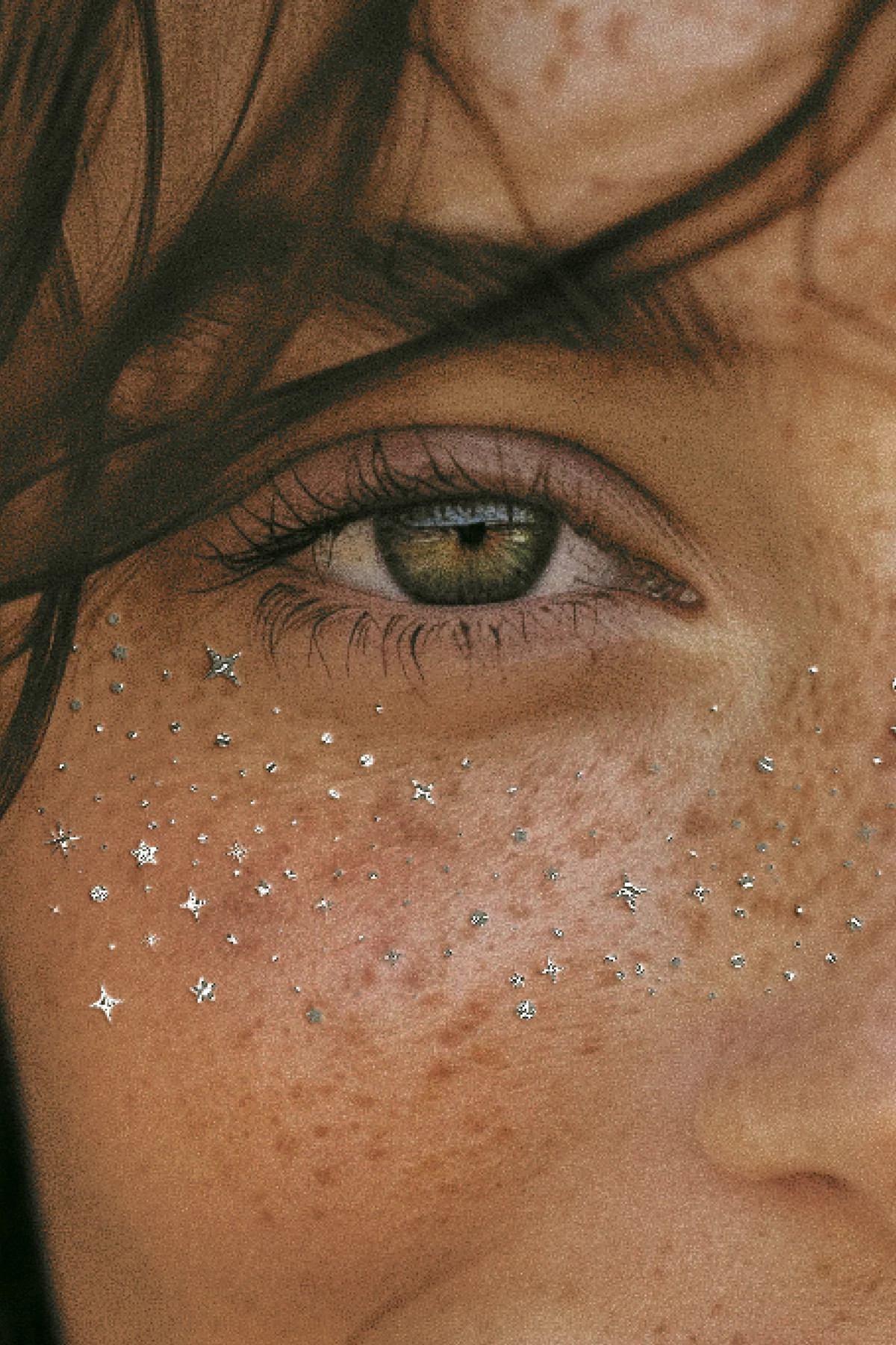 SILVER Silver Glitter Freckles Makeup Patches image number 4