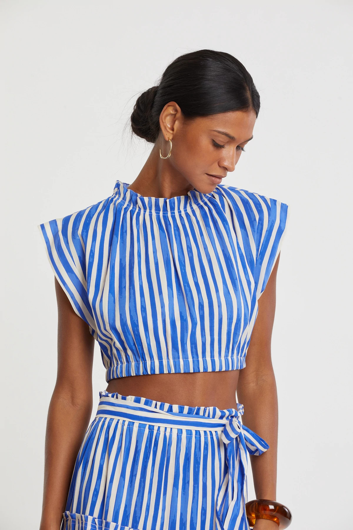 QEBA BLUE Muna Striped High Neck Crop Top image number 3