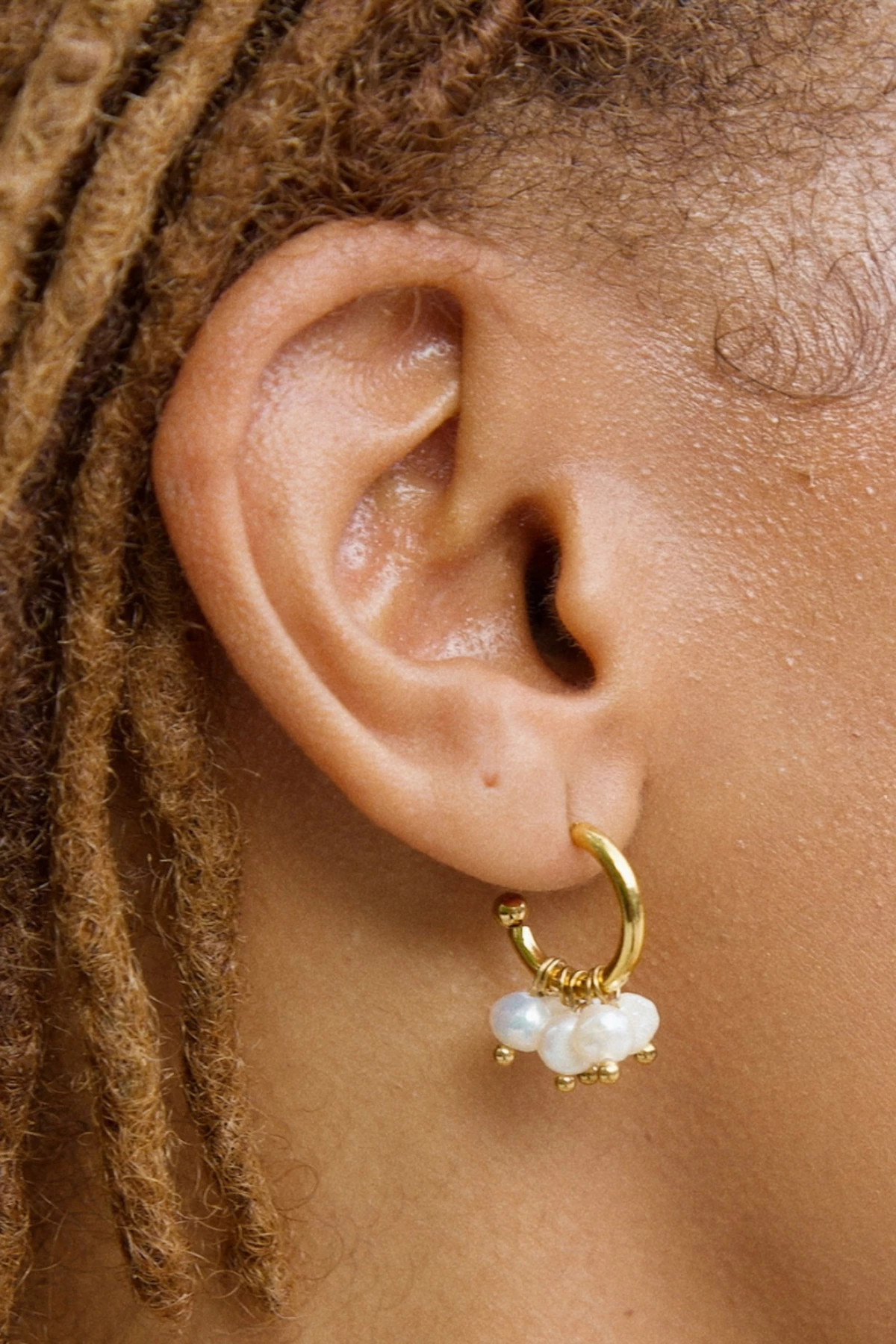 GOLD Chara Earrings image number 2