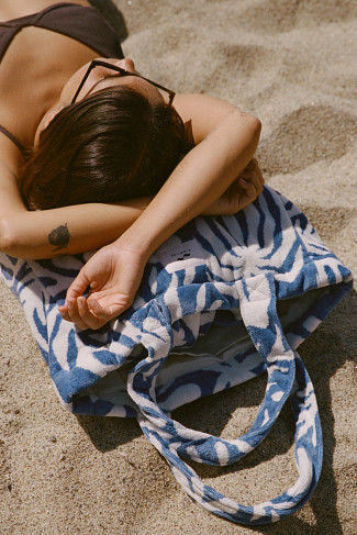 DUSTY BLUE Sunny Terry Tote