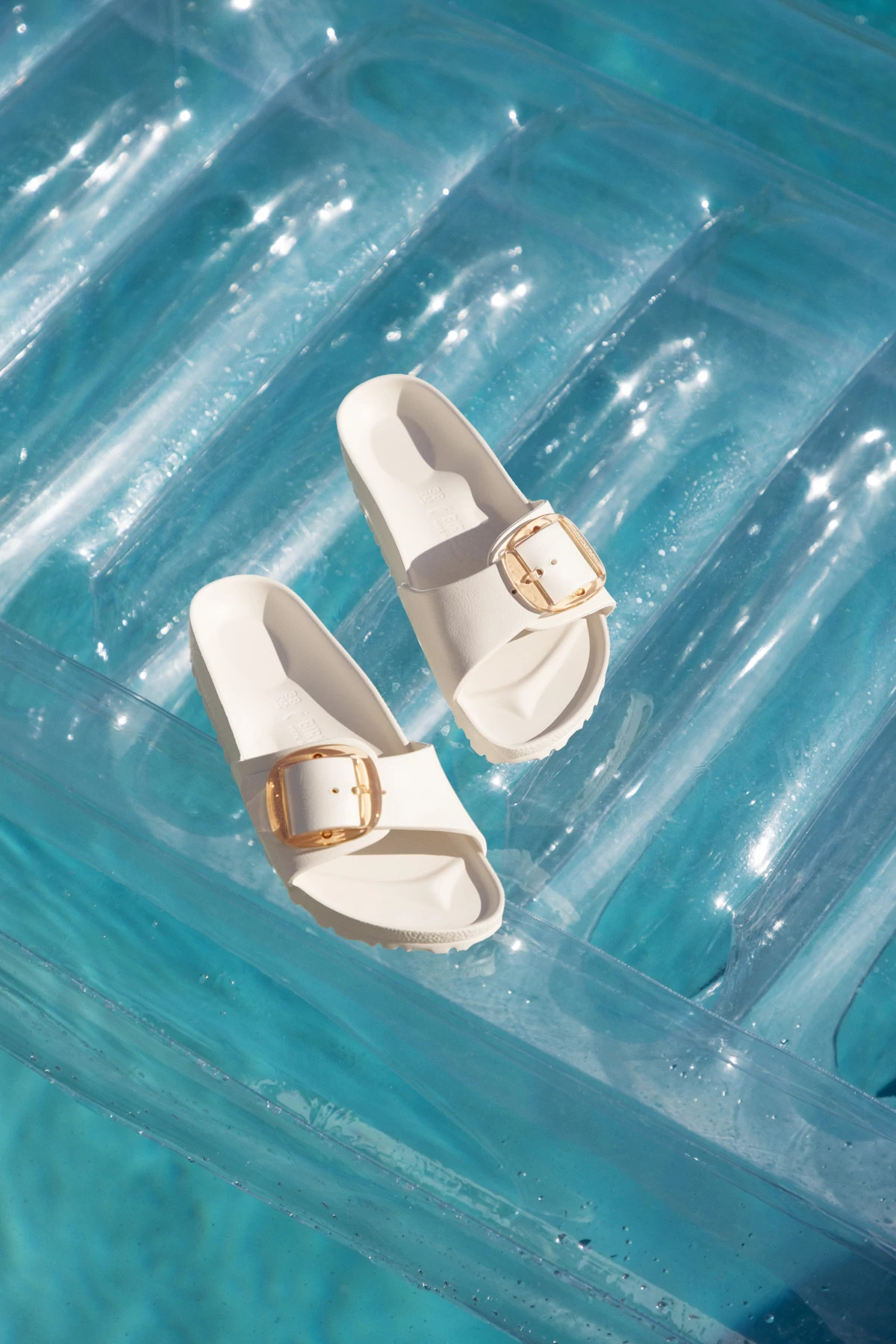 EGGSHELL Madrid Big Buckle Slides image number 4