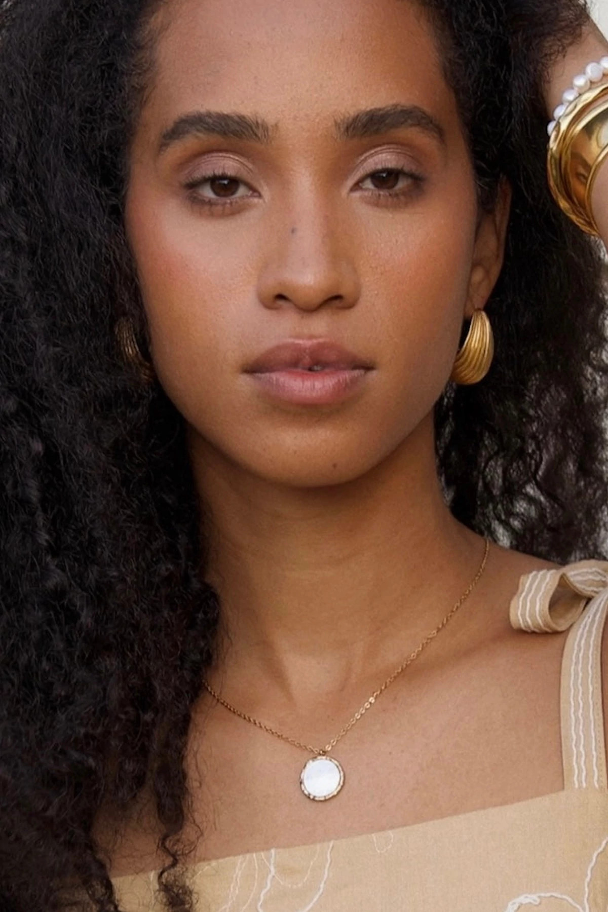 GOLD Alba Necklace image number 2