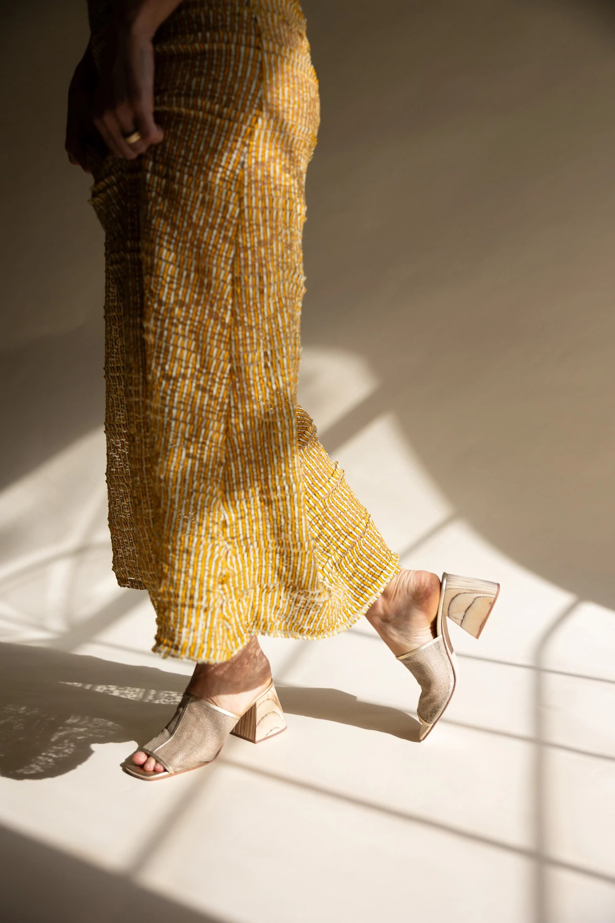 GOLD JUTE Gwen Heeled Slide image number 4