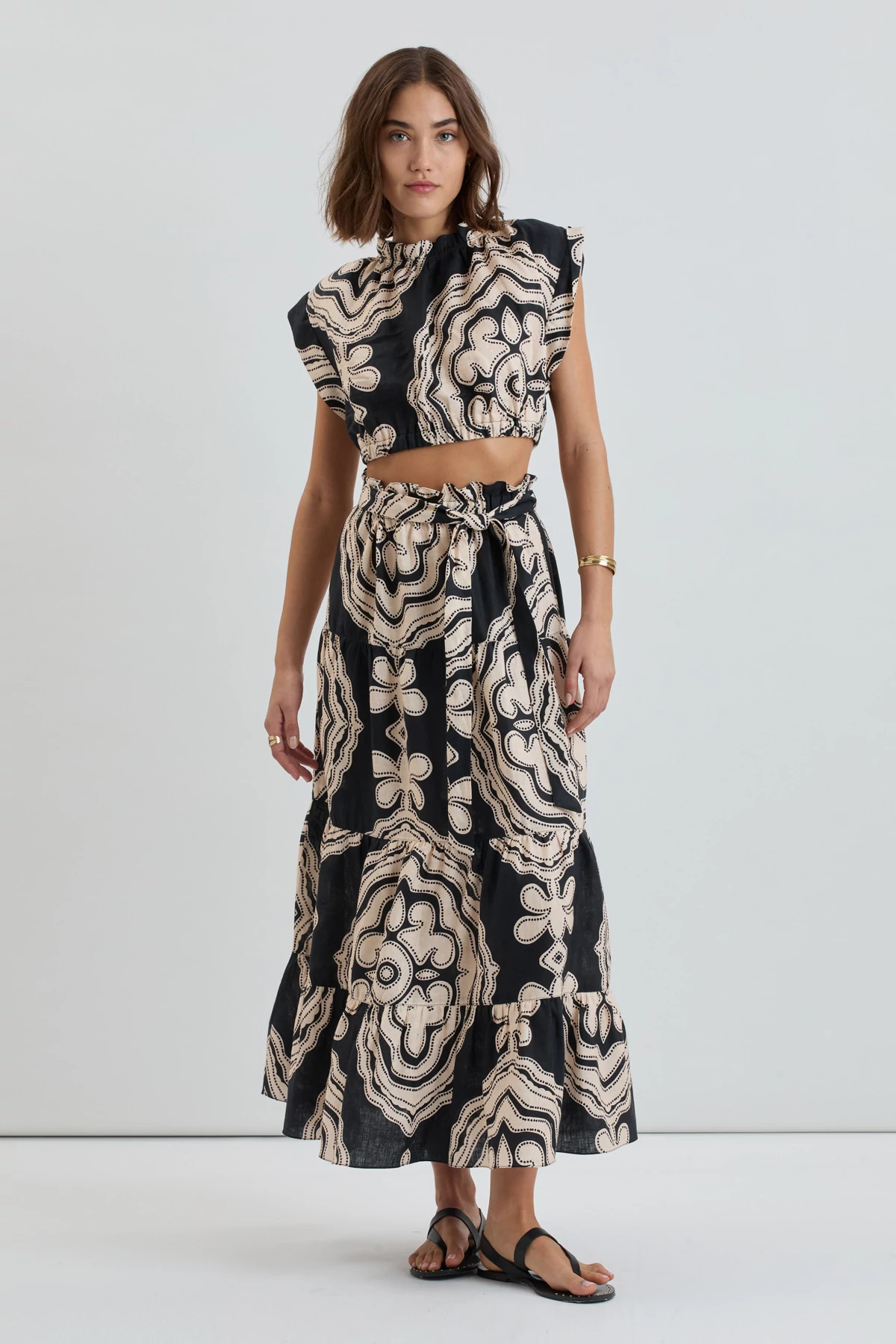 NIKU BLACK Sanaa Linen Midi Skirt image number 4