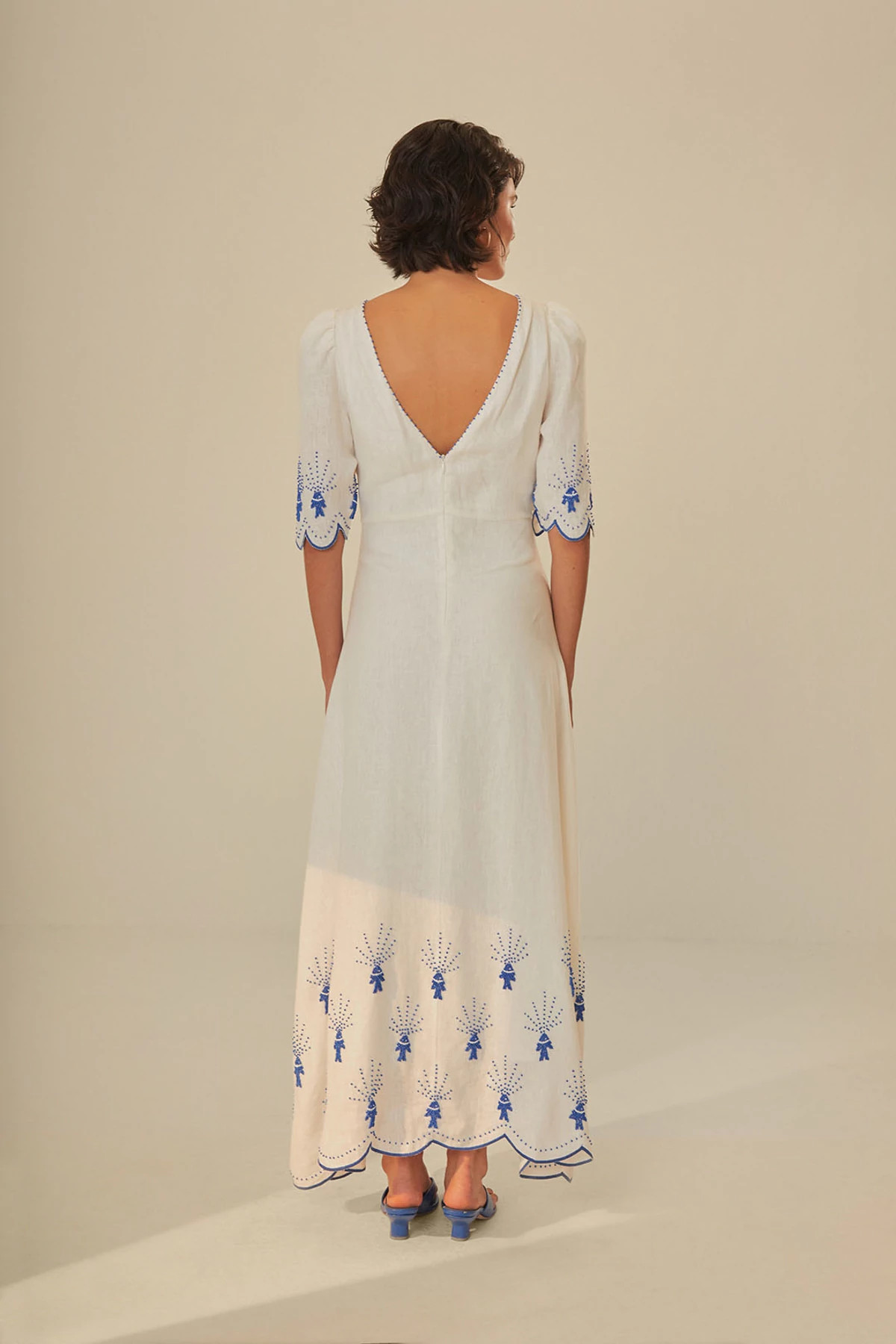 SEA OF FISH OFF-WHITE Sea of Fish Embroidered Linen Maxi Dress image number 2