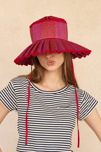 LOVE HEART BERRY Island Capri Sun Hat
