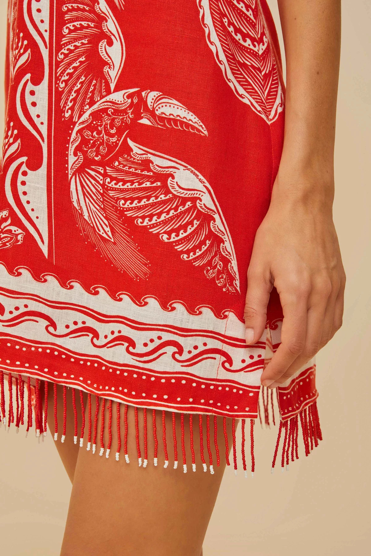 MAJESTIC COCONUT TREE RED Majestic Coconut Linen Mini Dress image number 5